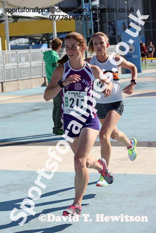 Senior women Northern 6 and 4 Stage Road Relays. Photo: David T. Hewitson/Sports for All Pics